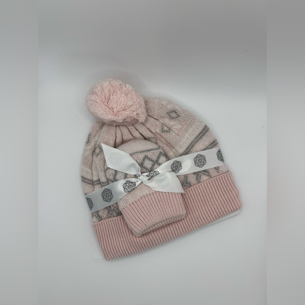 Adorable Pink Patterned baby girl Beanie and Mitten Set - for a newborn